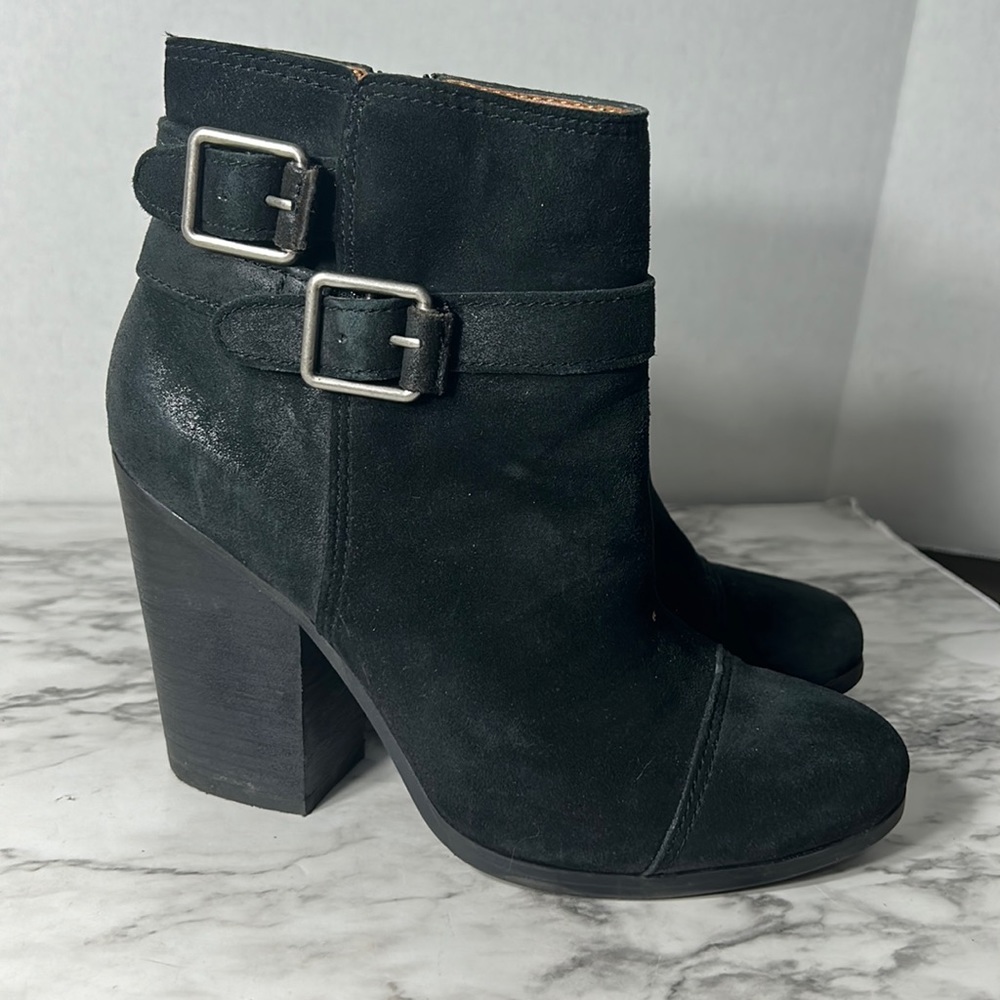 Lucky brand black leather chunky heel ankle boots bootie sz 7